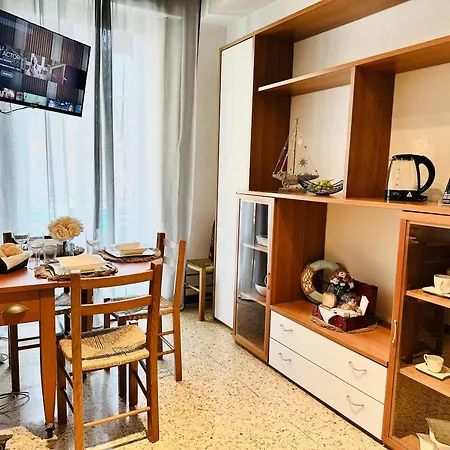 Piccolo Rifugio By Anbra --- With Parking And Free Wifi Apartman